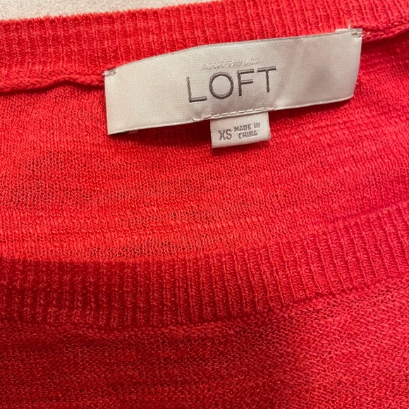 Ann Taylor Loft Light Sweater with Side Slits - Picture 3 of 4
